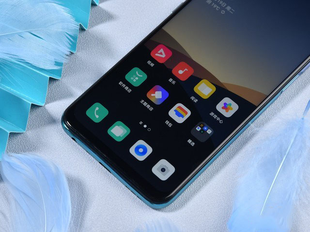 轻薄却很有“内涵”  OPPO A93全面评测 