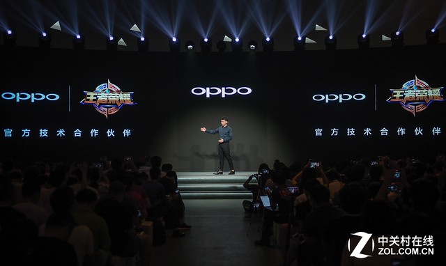 2000万像素拍照手机OPPO R11正式亮相 